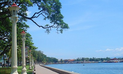 Dumaguete Boulevard